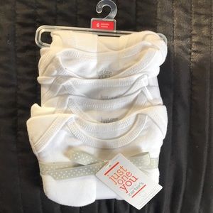 White Short sleeved 6month onesies